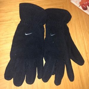 Nike winter gloves